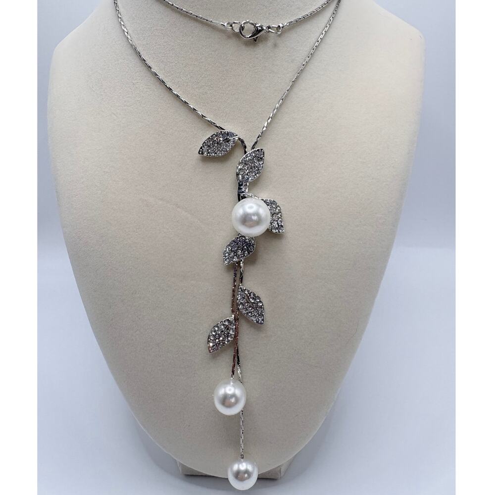 24” Silver-Tone Y-lariat Necklace with Crystal and Faux Pearl Vine